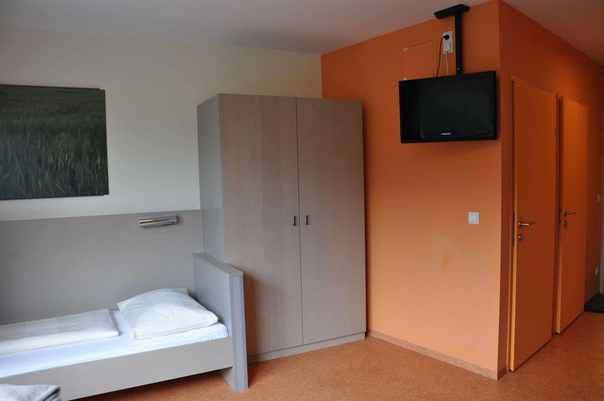 Motel Arbotel 24H Self Check-In Friesach  Dış mekan fotoğraf