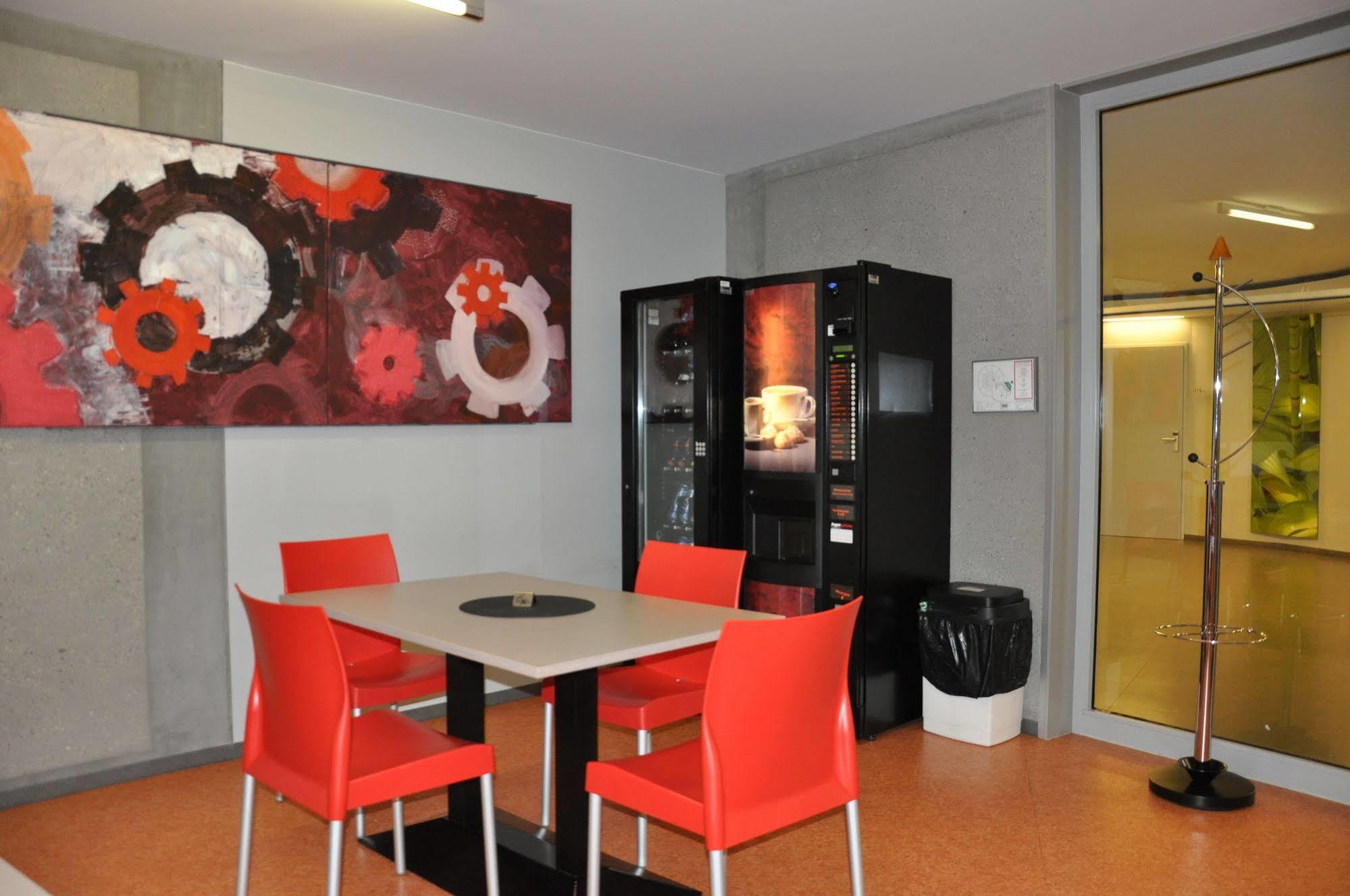 Motel Arbotel 24H Self Check-In Friesach  Dış mekan fotoğraf